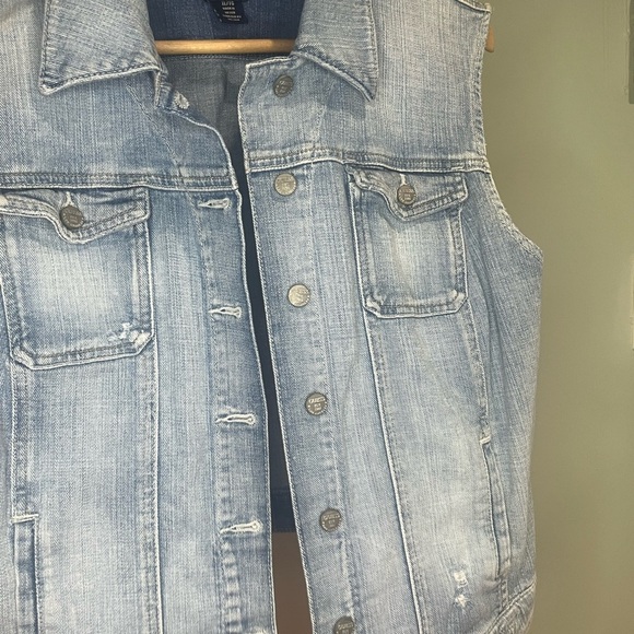 Guess Light Blue Denim Button Down Vest - Picture 6 of 6